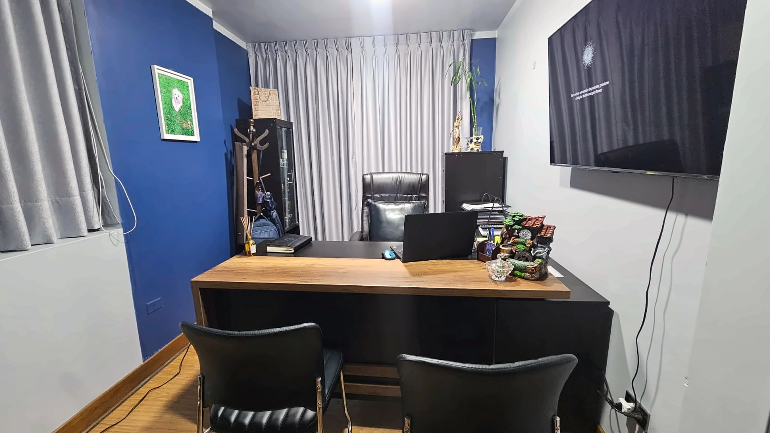 Gerencia / CEO, primera fotografía del ambiente real